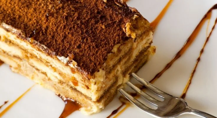 Tiramisu Cake