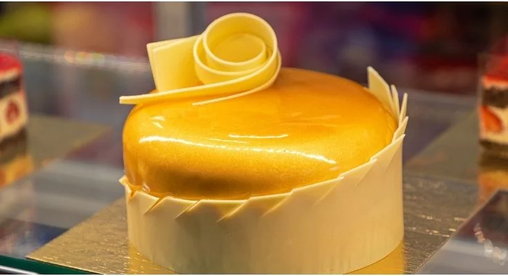 Yellow cake