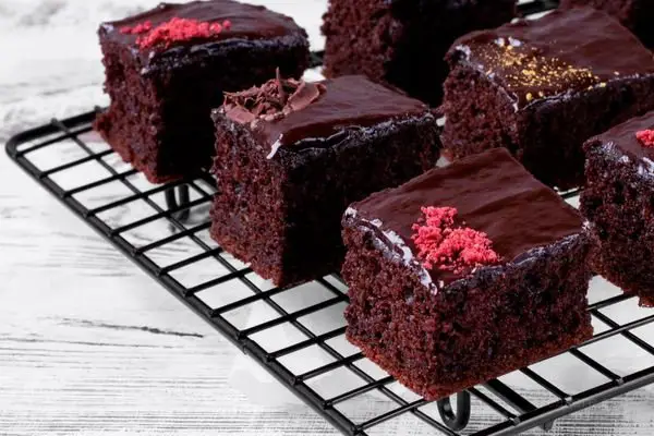 Brownie Cake