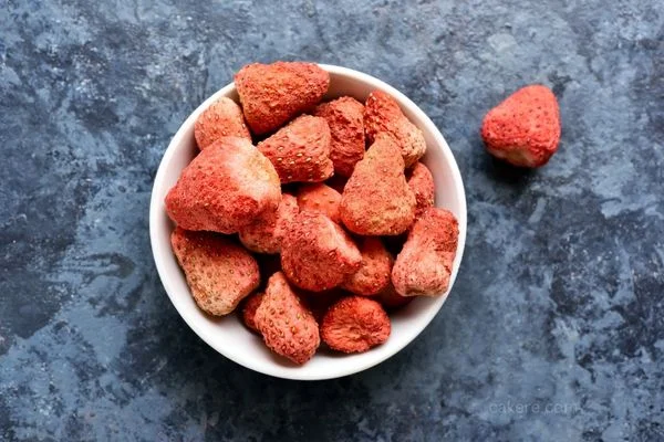 dried strawberries