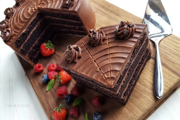 Chocolate-Angel-Food-Cake