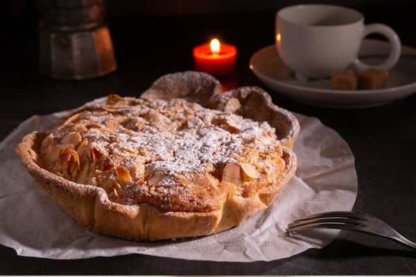 Delicious Apple Frangipane Cake