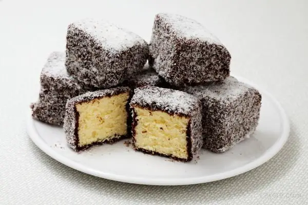 Lamington-Cake