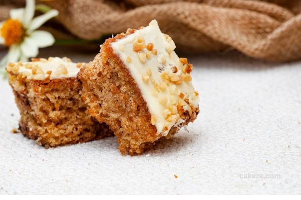 Moist Carrot Cake