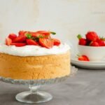 Angel Food Cake with Strawberries