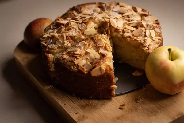 rum-in-apple-cake