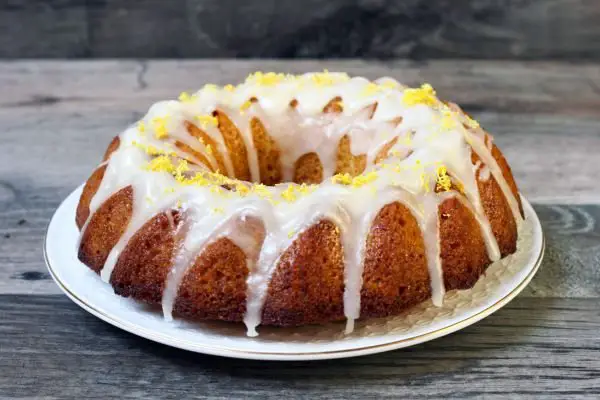 lemon drizzle cake