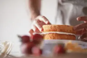 disaronno cake